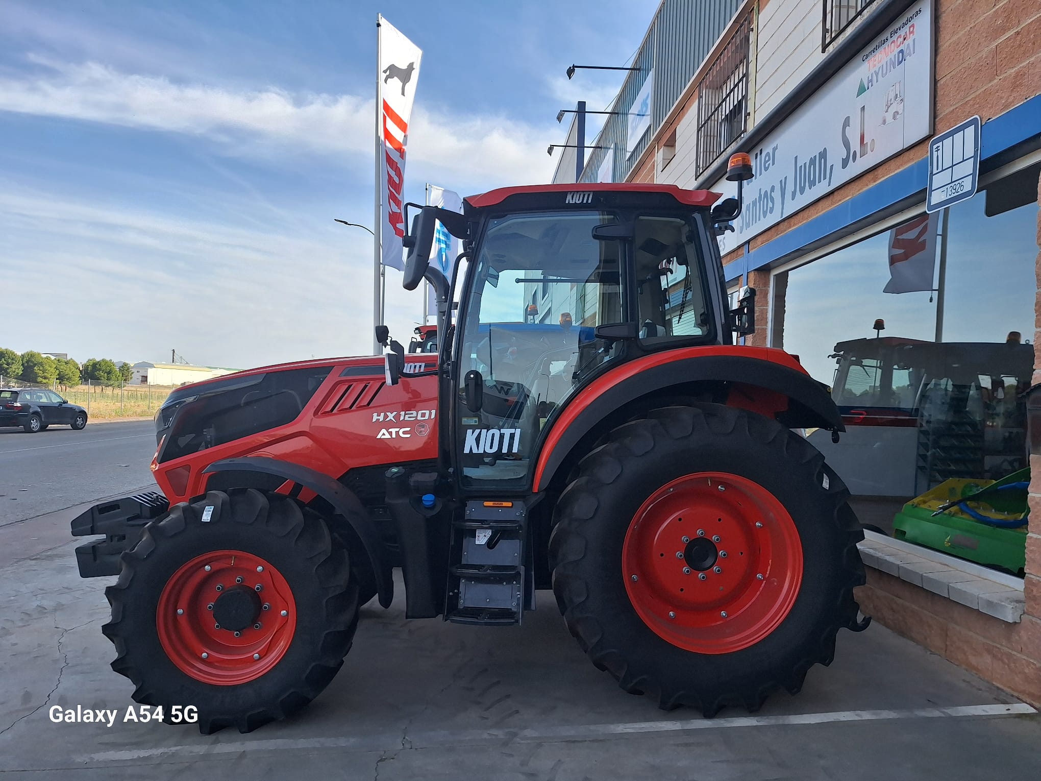 Kioti HX1201 ATC